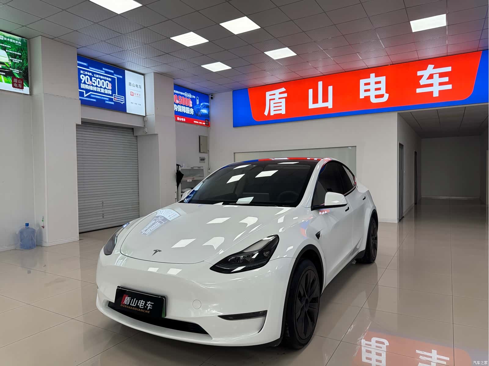 Tesla Model Y, 2024 1