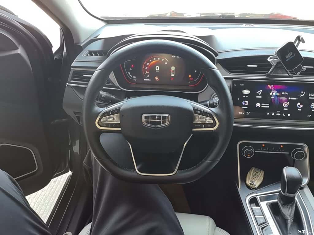 Geely Binray, 2018 11