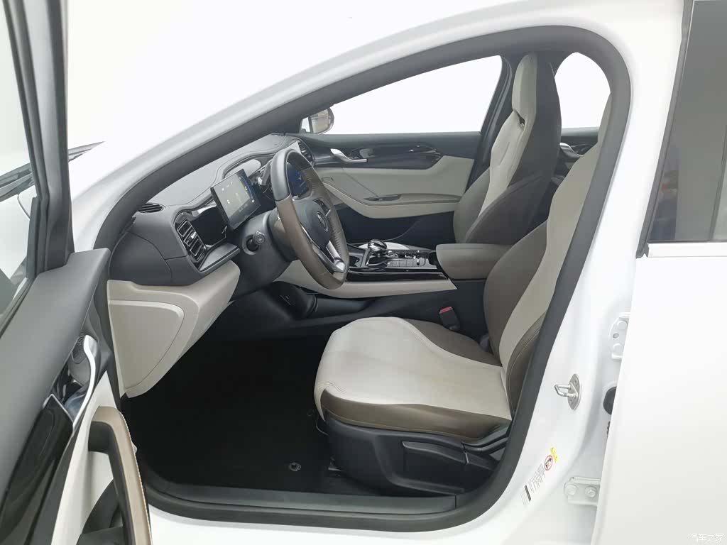 BYD Qin, 2023 10