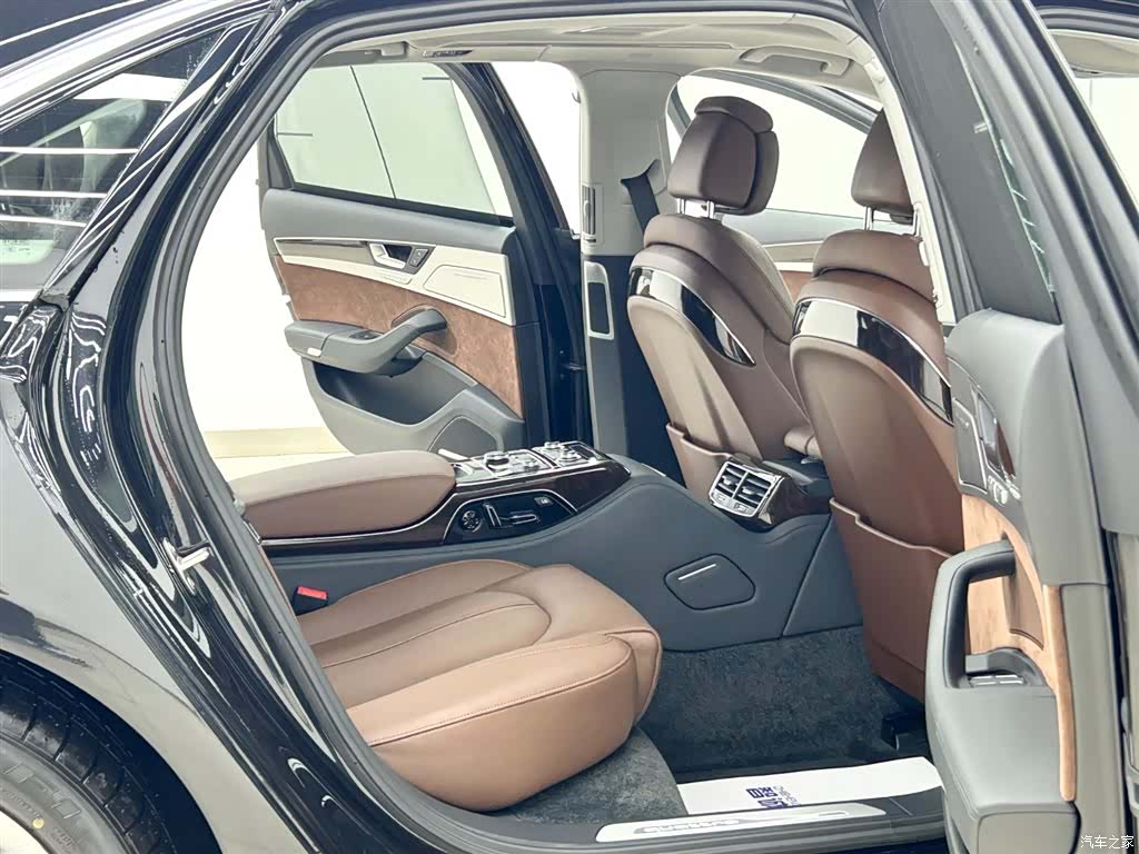 Audi A8L, 2015 14