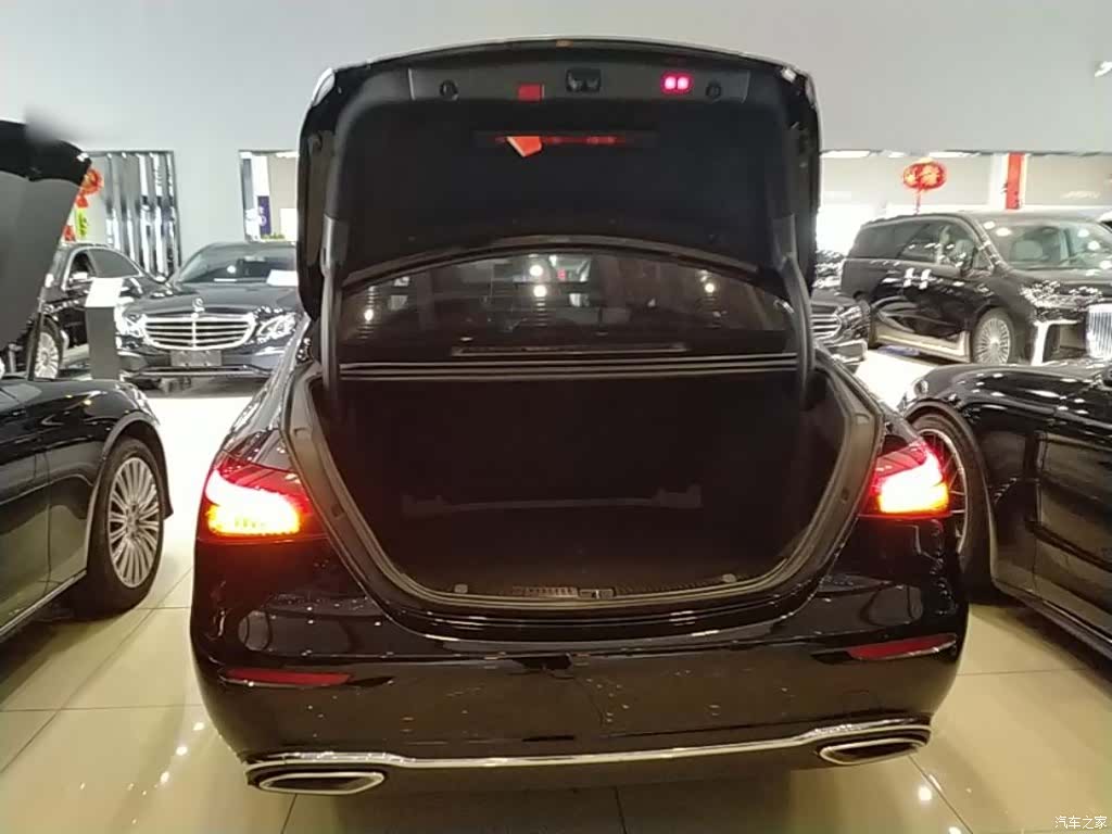 Mercedes-Benz E-Class, 2021 19