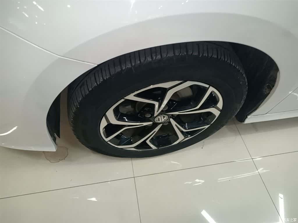 MG MG5, 2021 23
