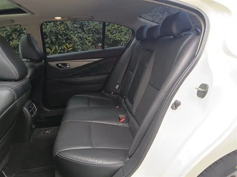 Infiniti Q50L Infiniti Q50L