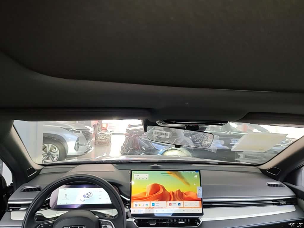 Geely Preface, 2026 18