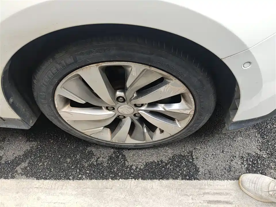 Buick Slightly blue 6