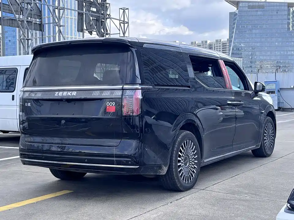 Zeekr 009