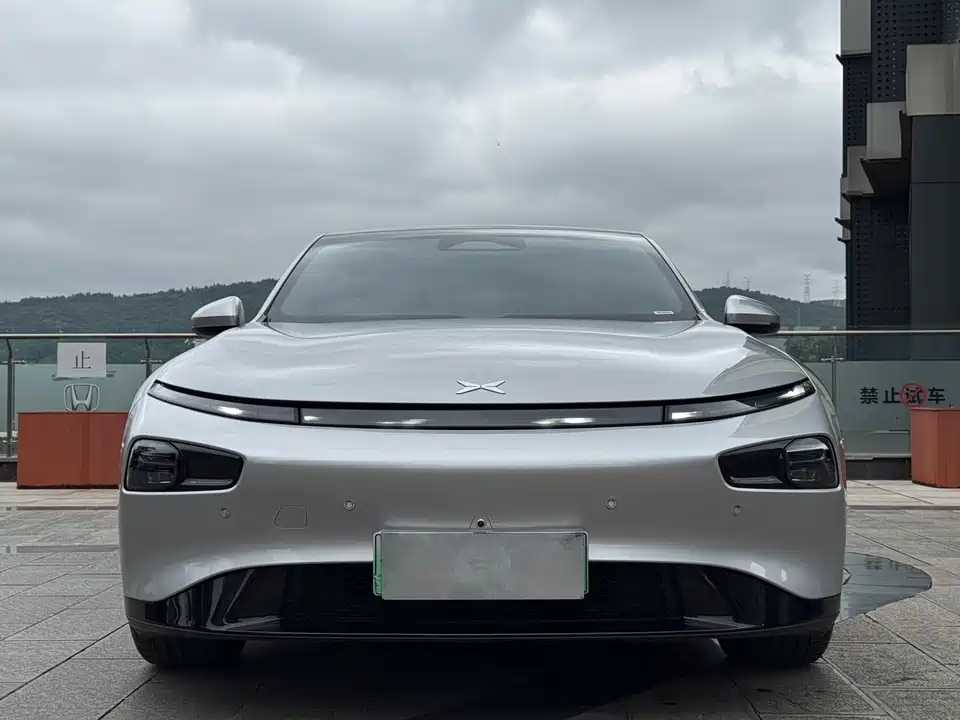 XPENG P7