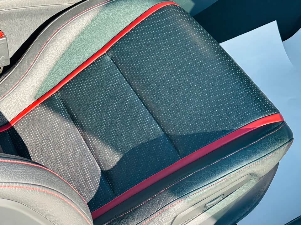 Mercedes-Benz CLA AMG