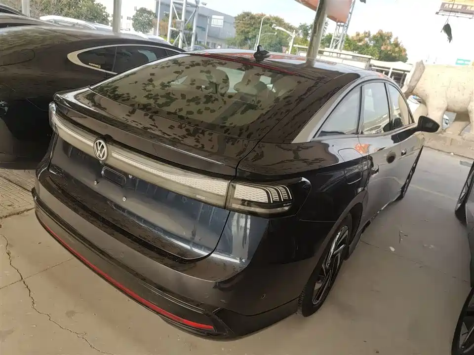 Volkswagen ID.7 VIZZION