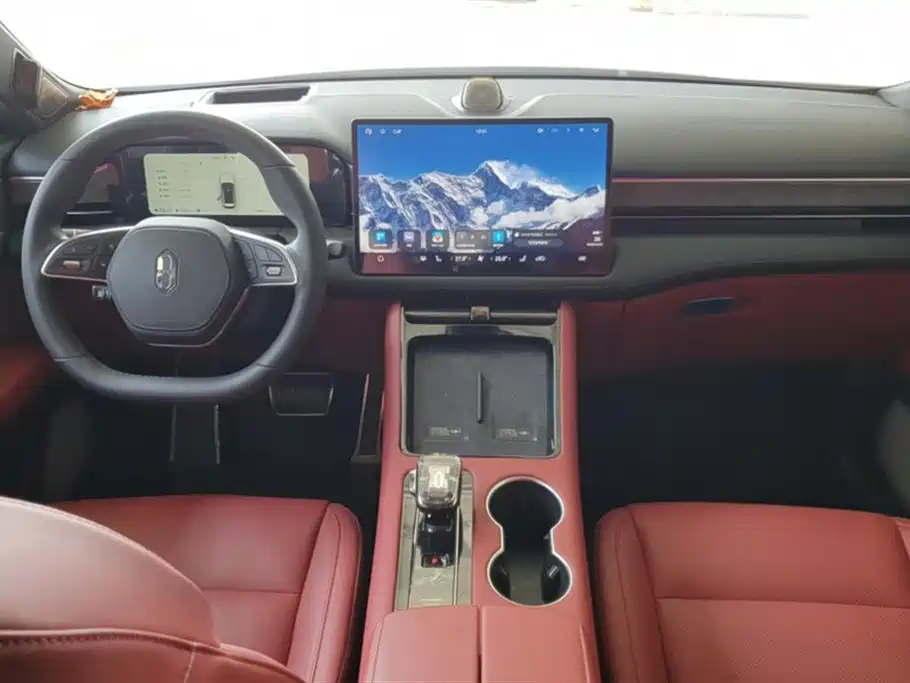 AITO Ask the world M5