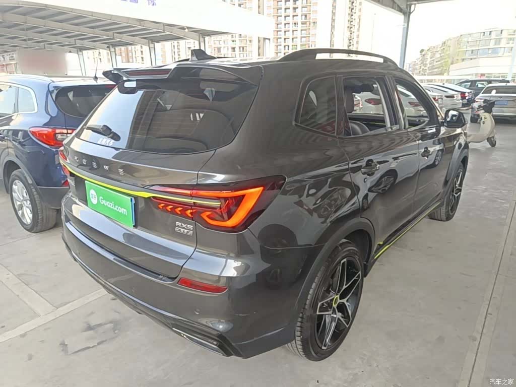 Roewe RX5, 2022 7