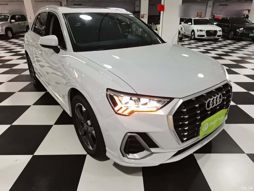 Audi Q3, 2021 4