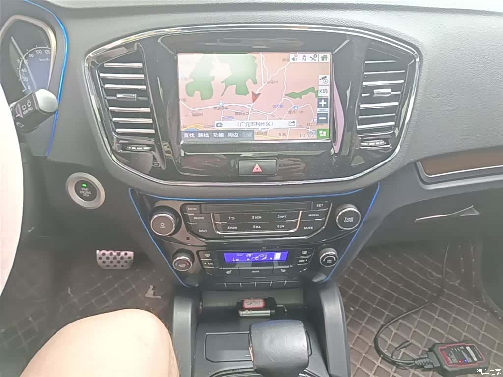 Geely GX7, 2015 13