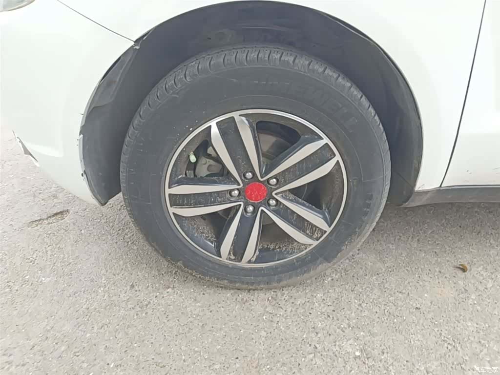 Geely GX7, 2015 23