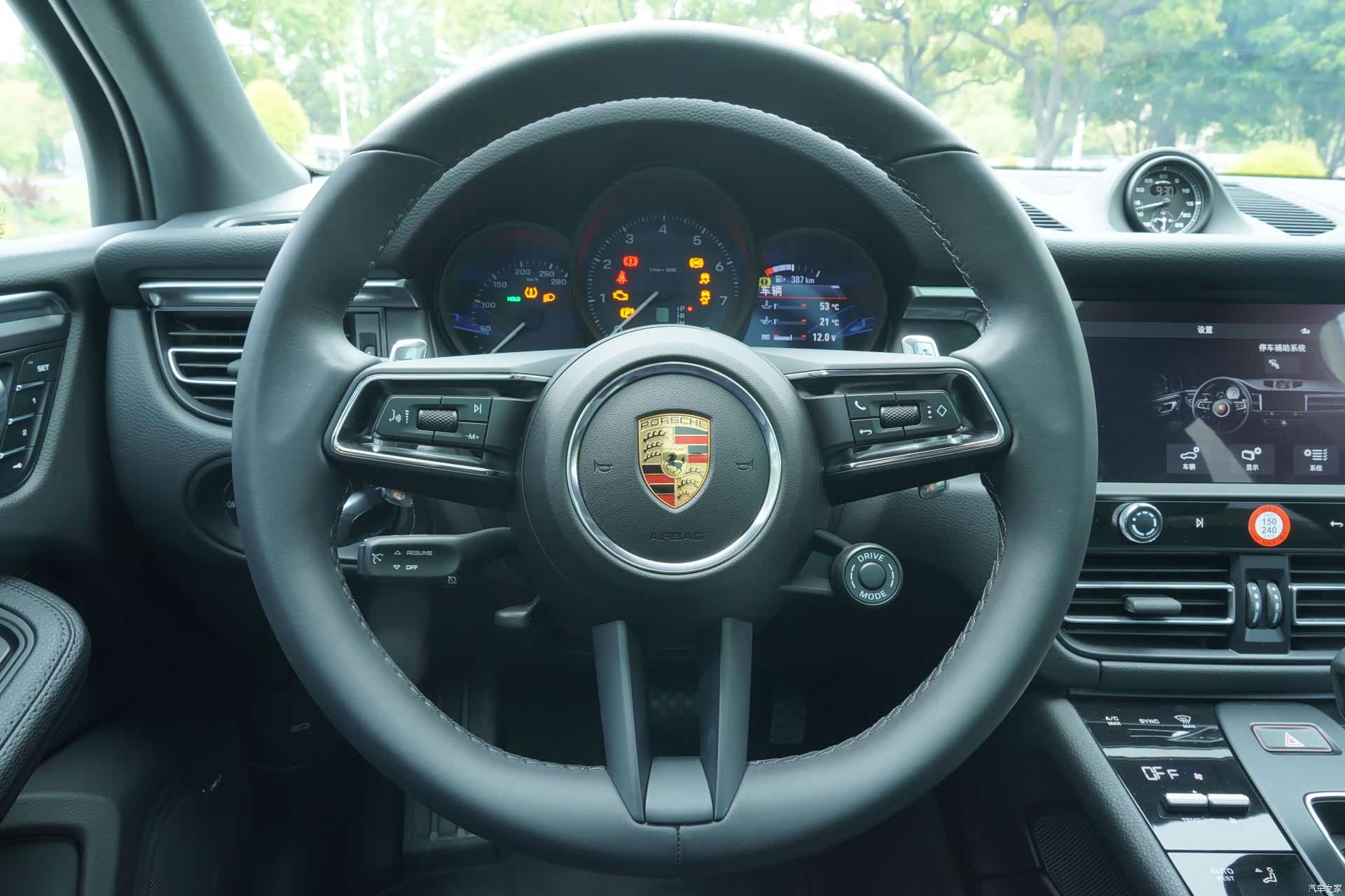 Porsche Macan, 2024 15