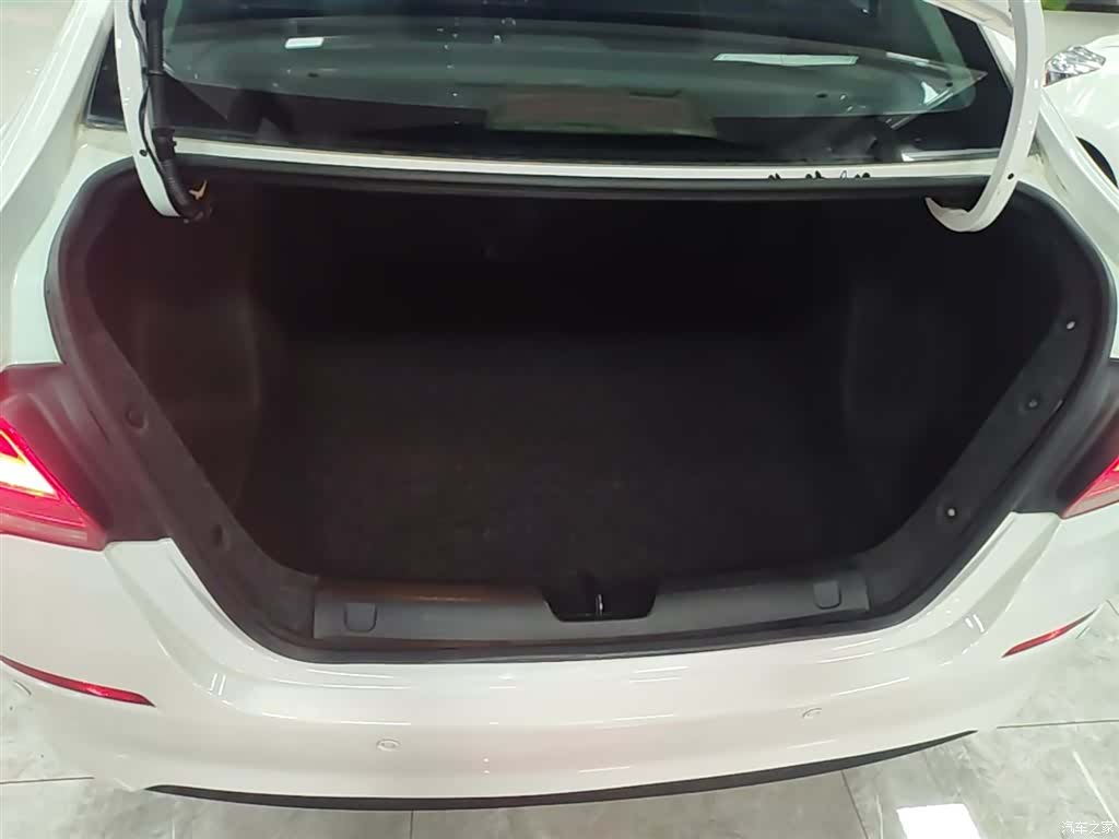 Chevrolet 320, 2019 19