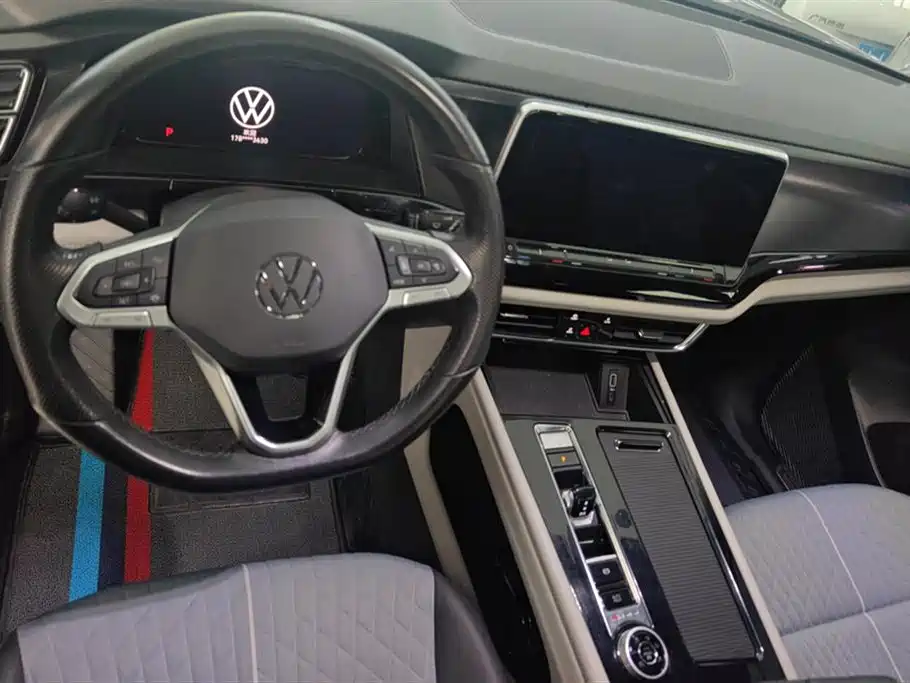 Volkswagen Tourang