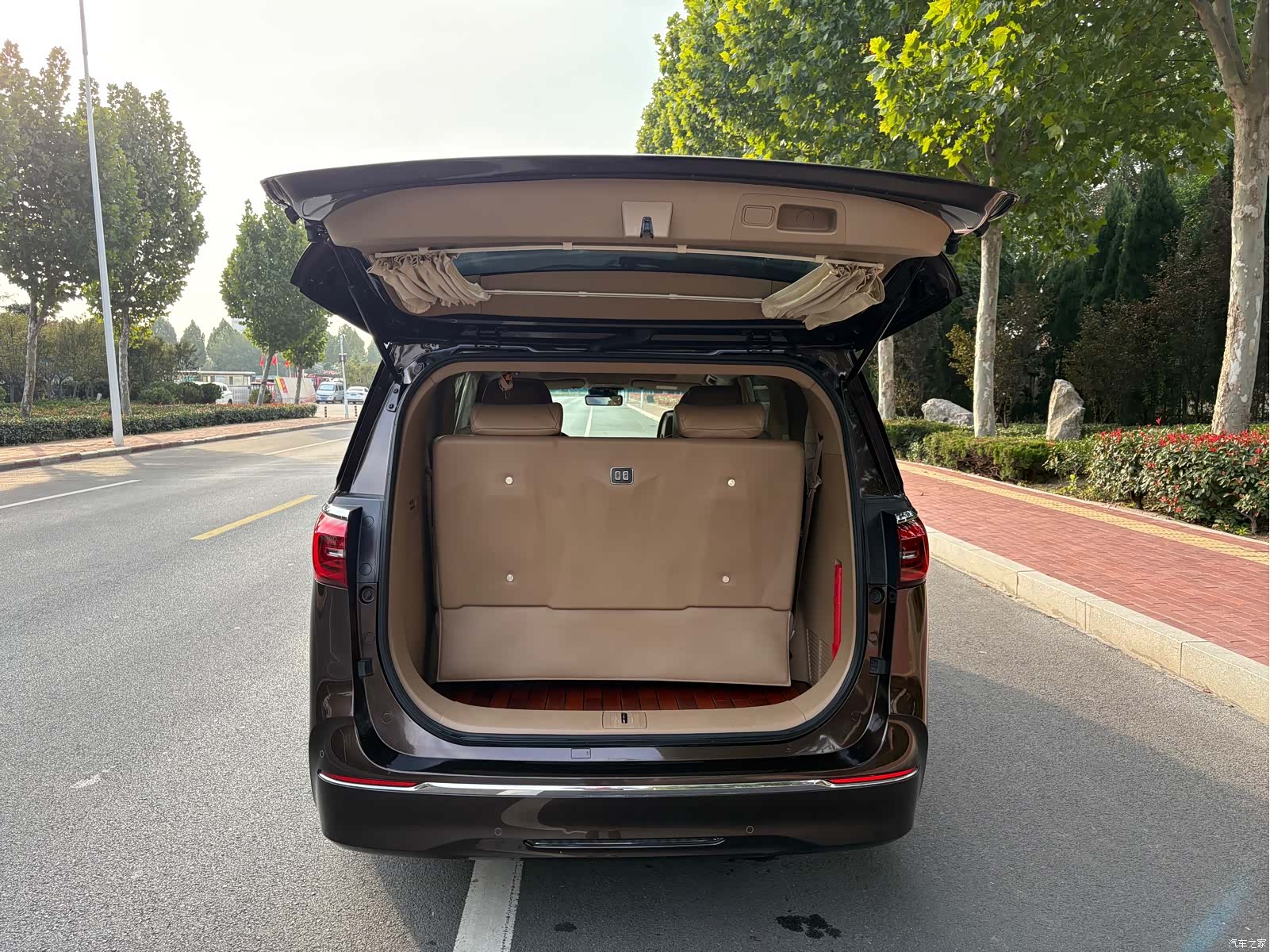 Buick GL8, 2021 6