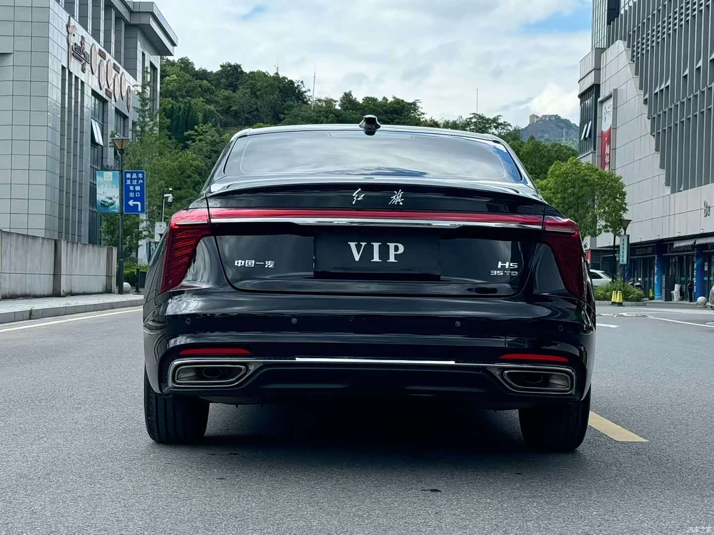 Hongqi H5, 2025 все фото