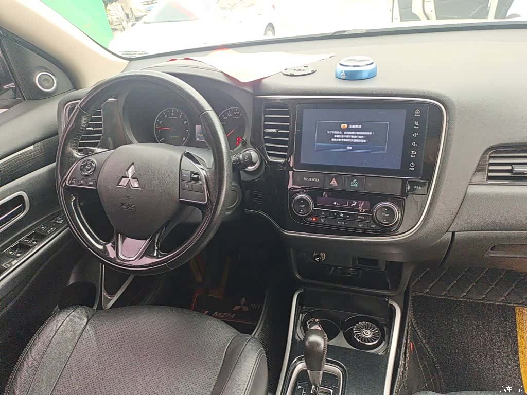 Mitsubishi Outlander, 2017 10
