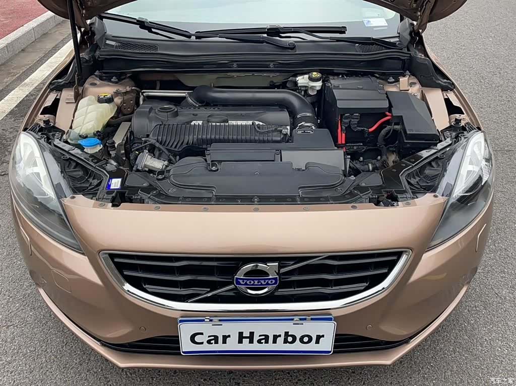 Volvo V40, 2014 21