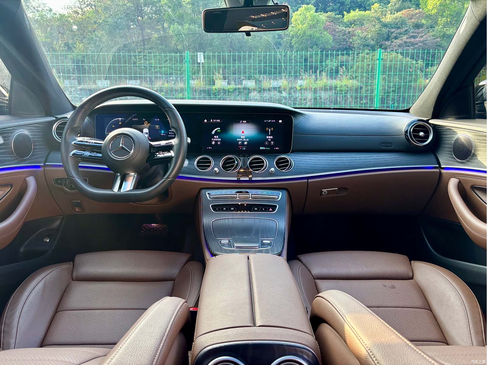 Mercedes-Benz E-Class, 2022 15