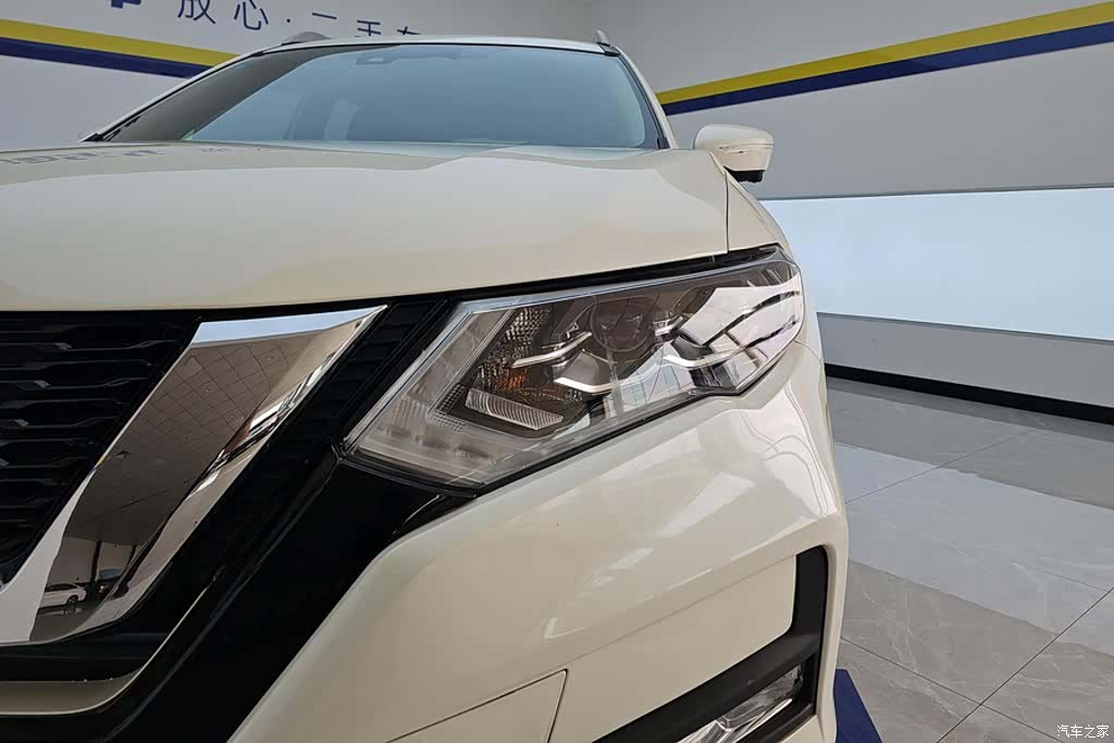 Nissan X-Trail, 2020 все фото