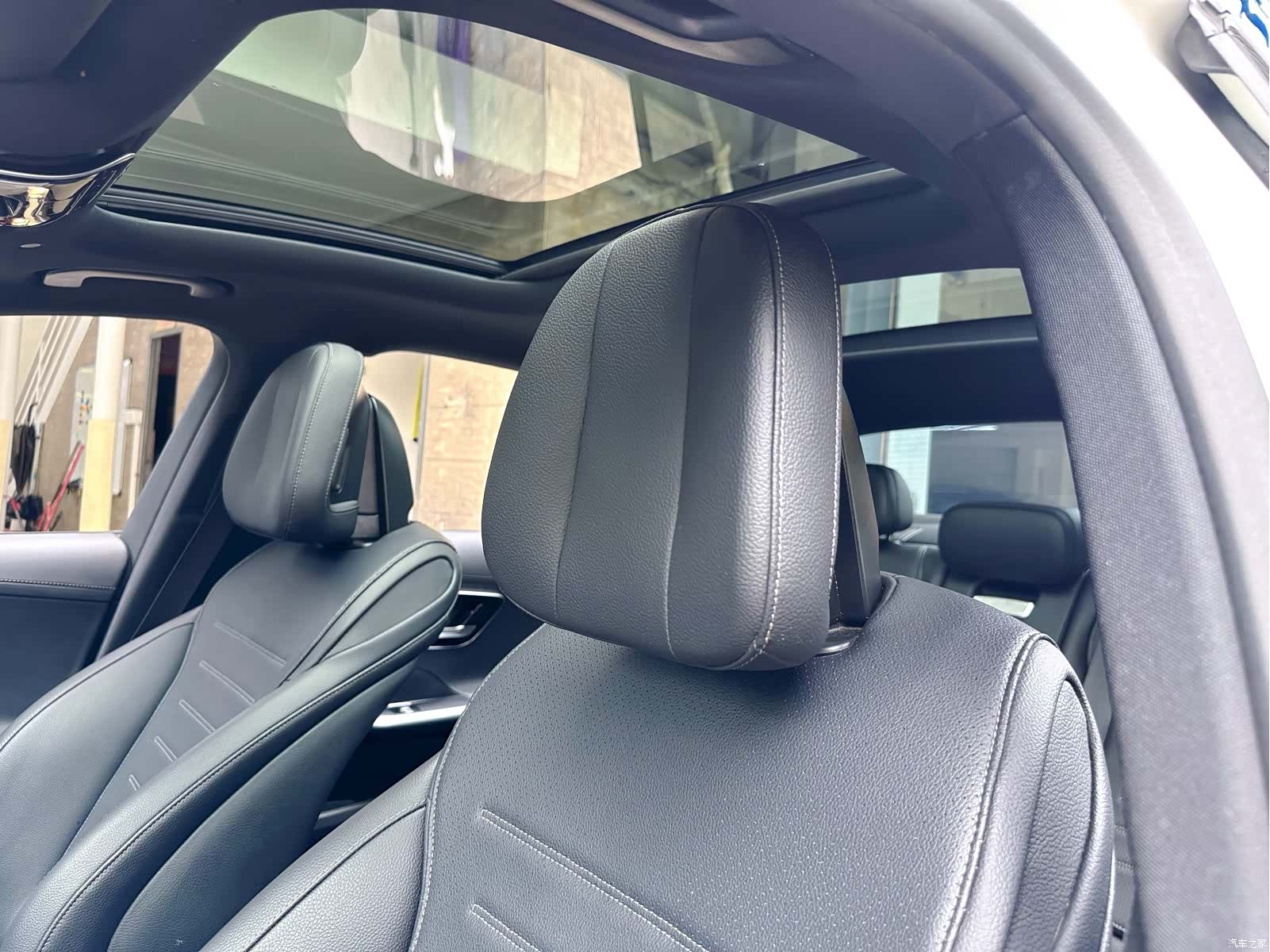 Mercedes-Benz C-Class, 2022 14