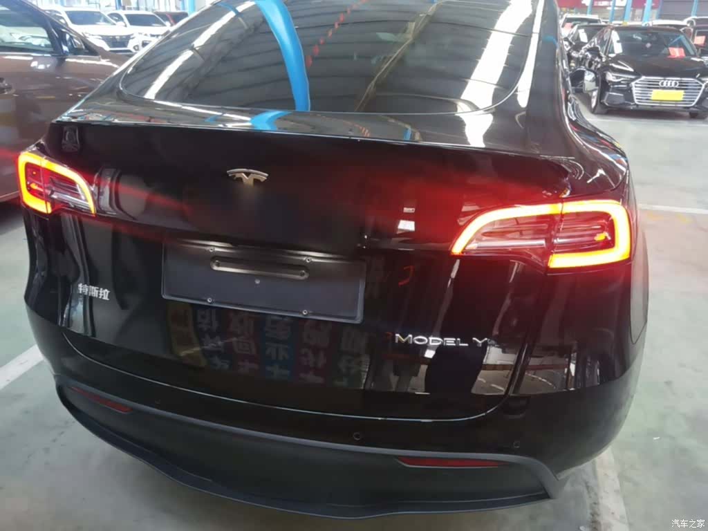 Tesla Model Y, 2021 6