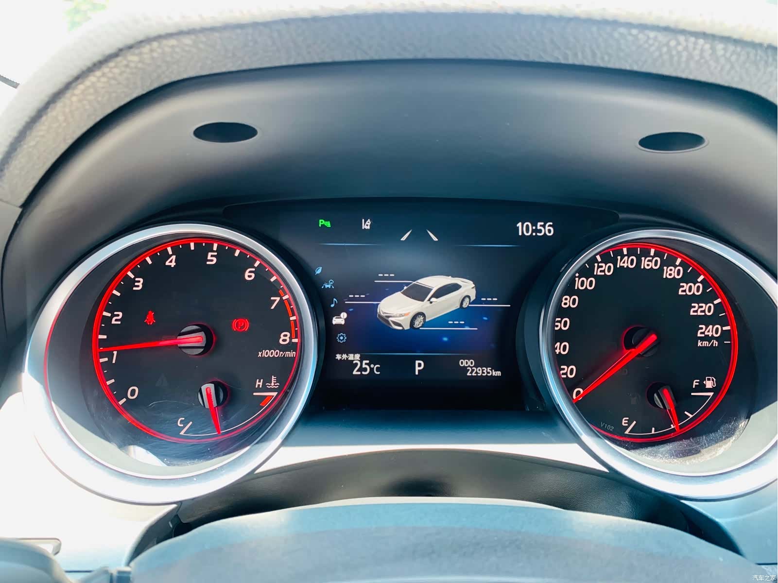 Toyota Camry, 2022 13