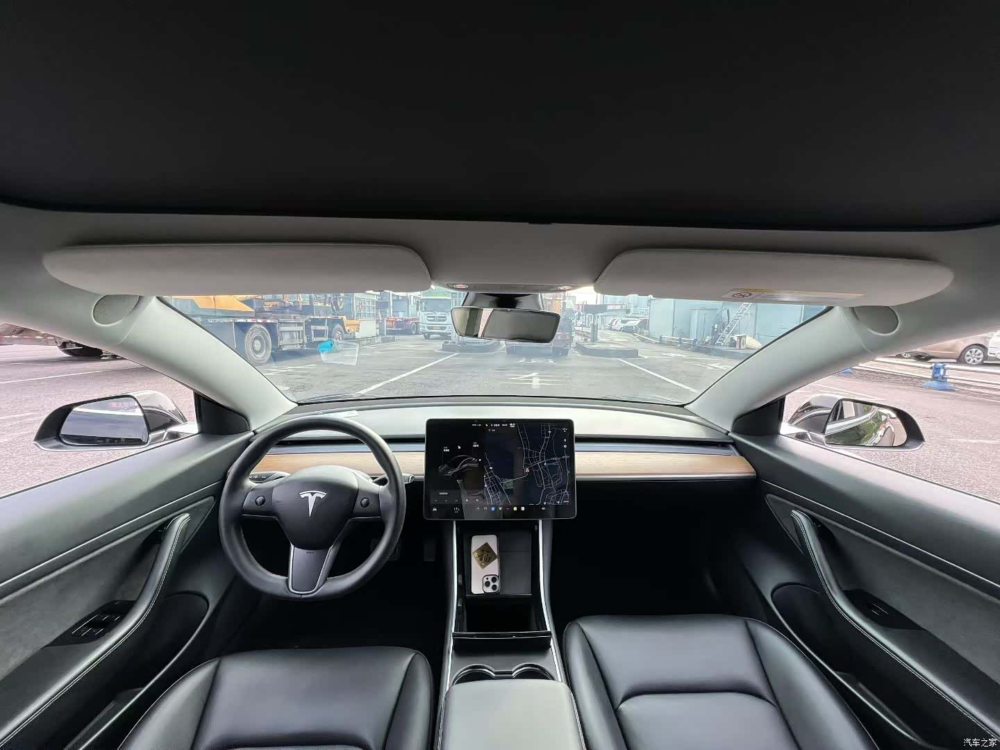 Tesla Model 3, 2020 6