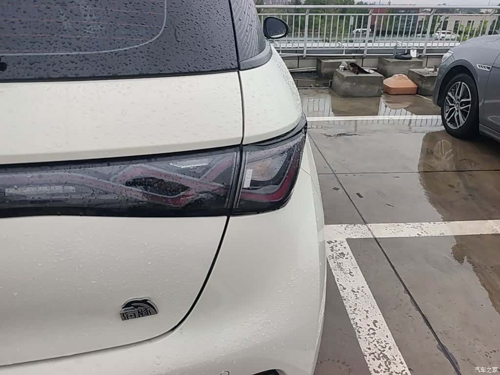 BYD Dolphin, 2023 8