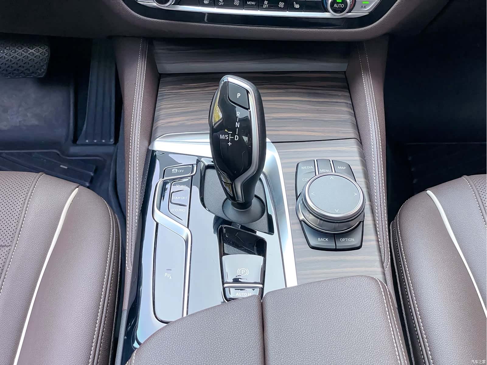 BMW 5 Series, 2024 26