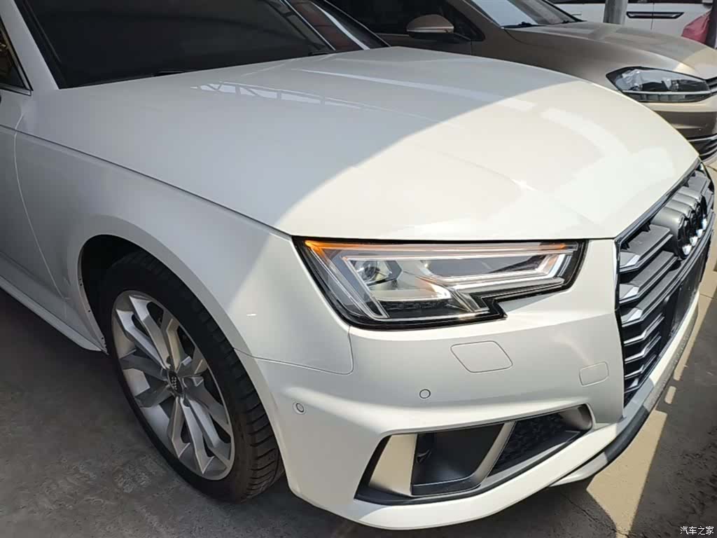Audi A4L, 2020 4