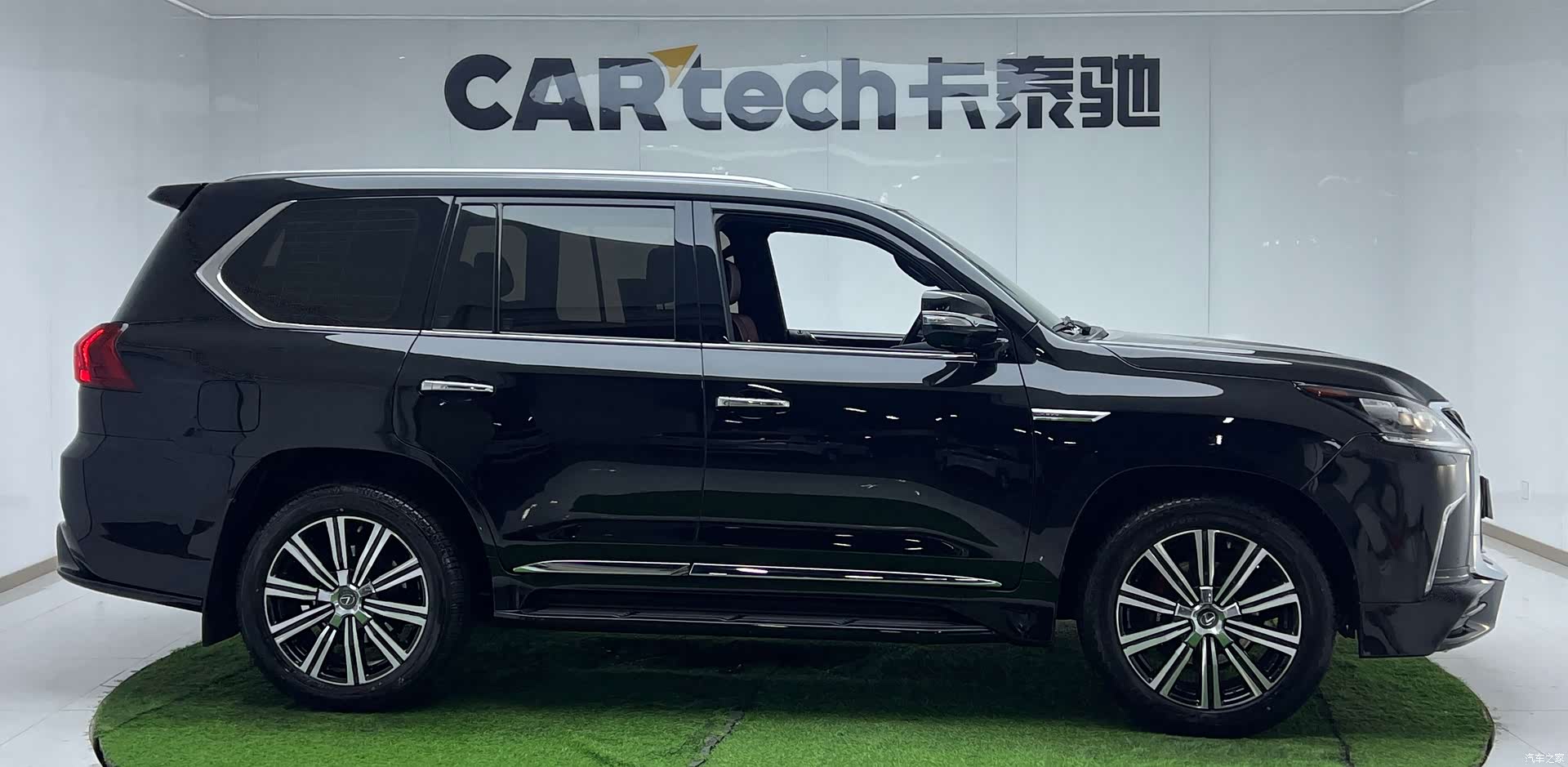Lexus LX, 2019 2