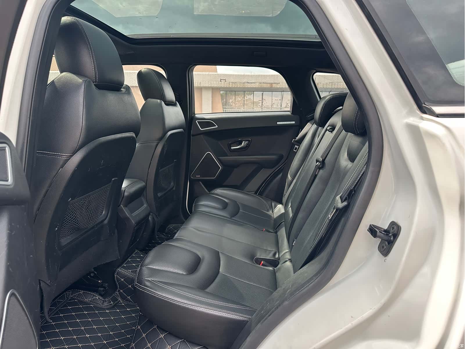 Landwind X7, 2015 11