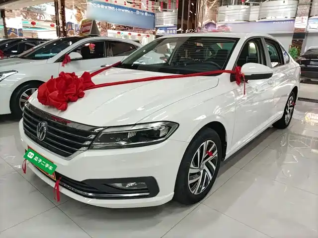 Volkswagen Lavida 2022 — купить из Китая под заказ