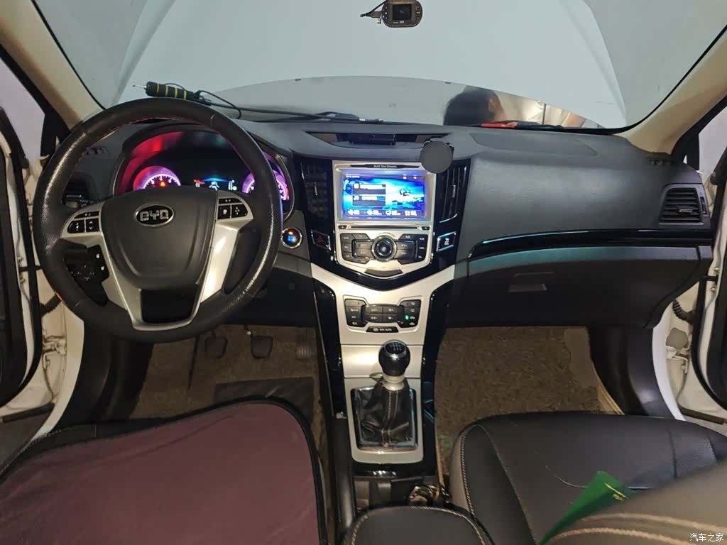 BYD 1.5TI, 2014 10