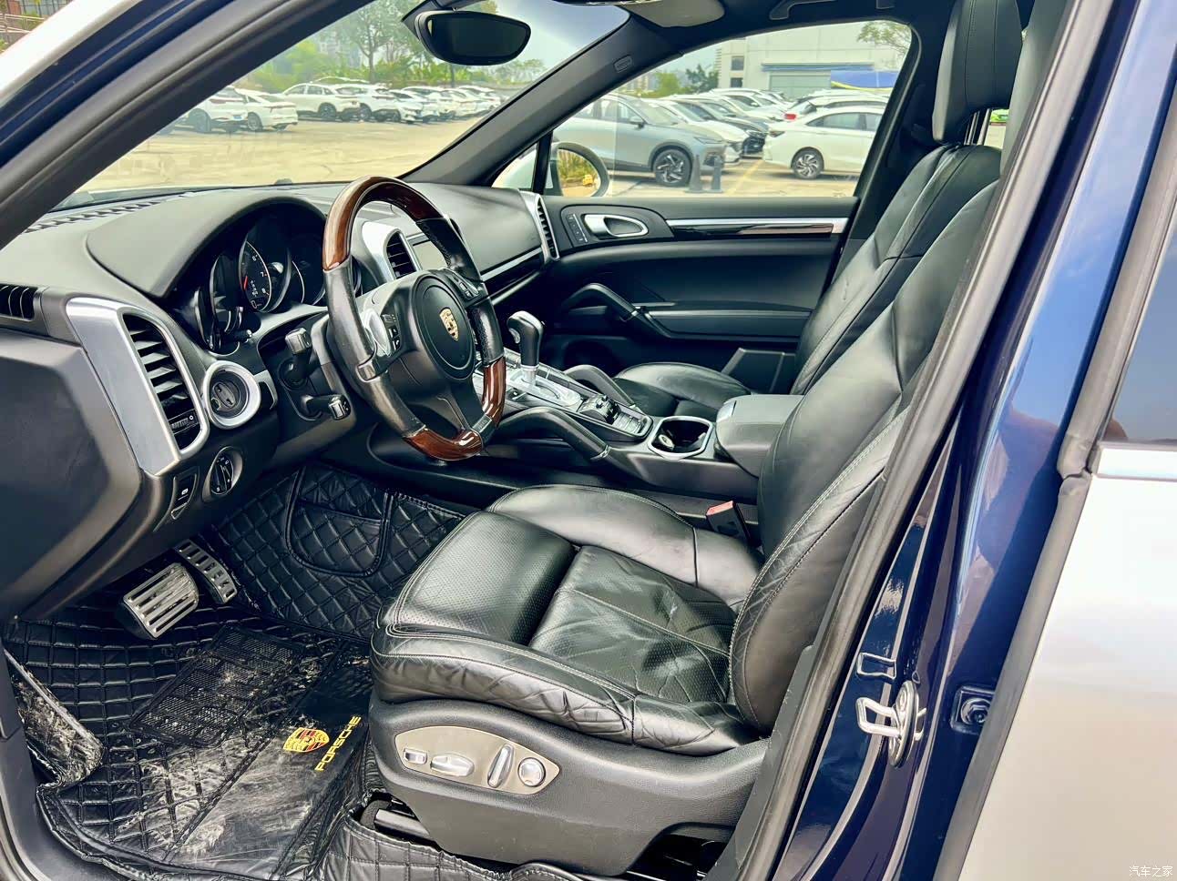 Porsche Cayenne, 2012 16