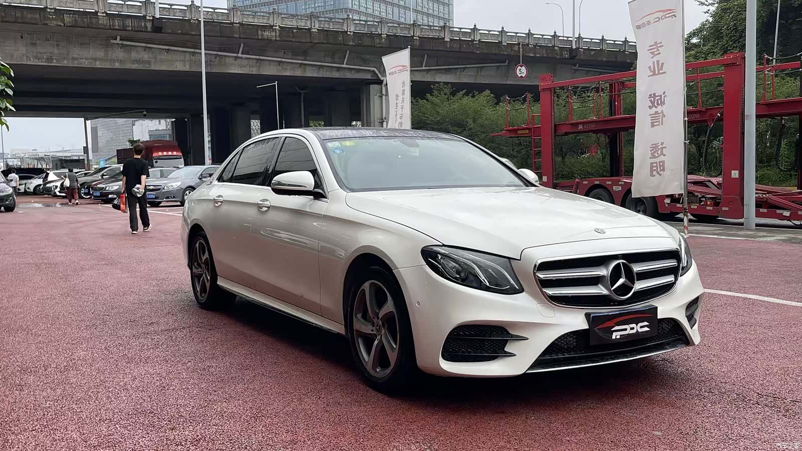 Mercedes-Benz E-Class, 2018 4