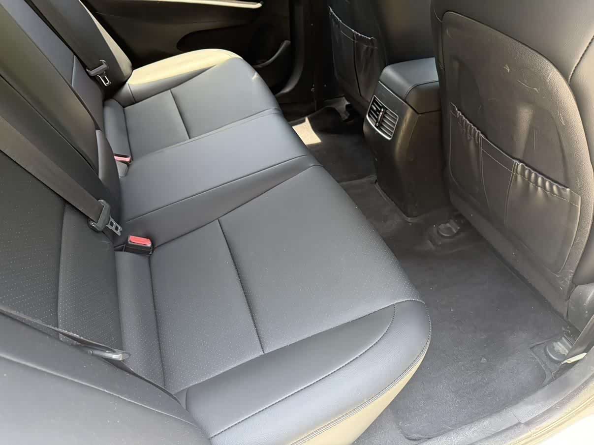 Hyundai DLX, 2014 13