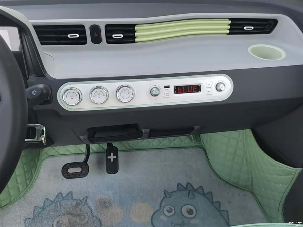 Wuling MINIEV, 2021 13