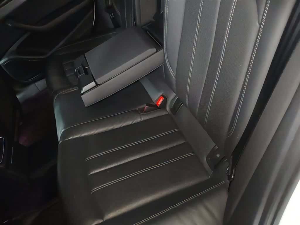 Audi A4L, 2020 17