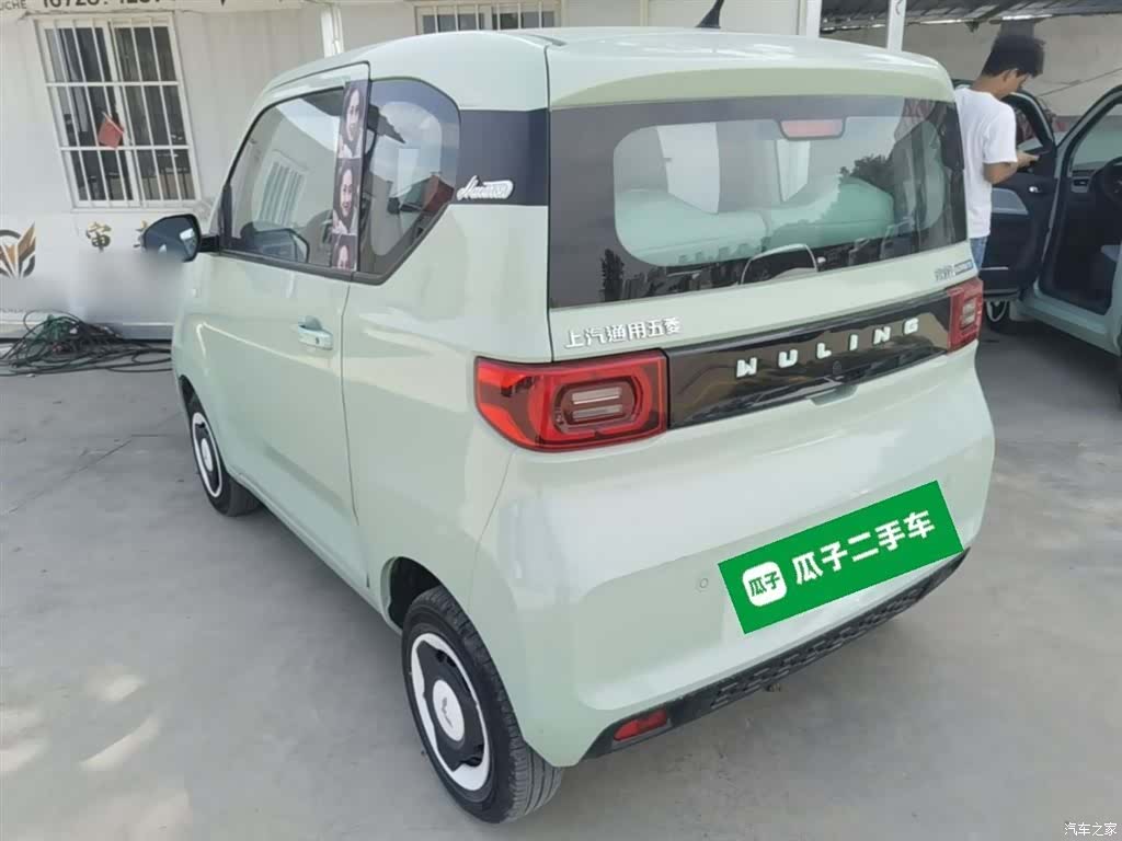 Wuling MINIEV, 2021 все фото