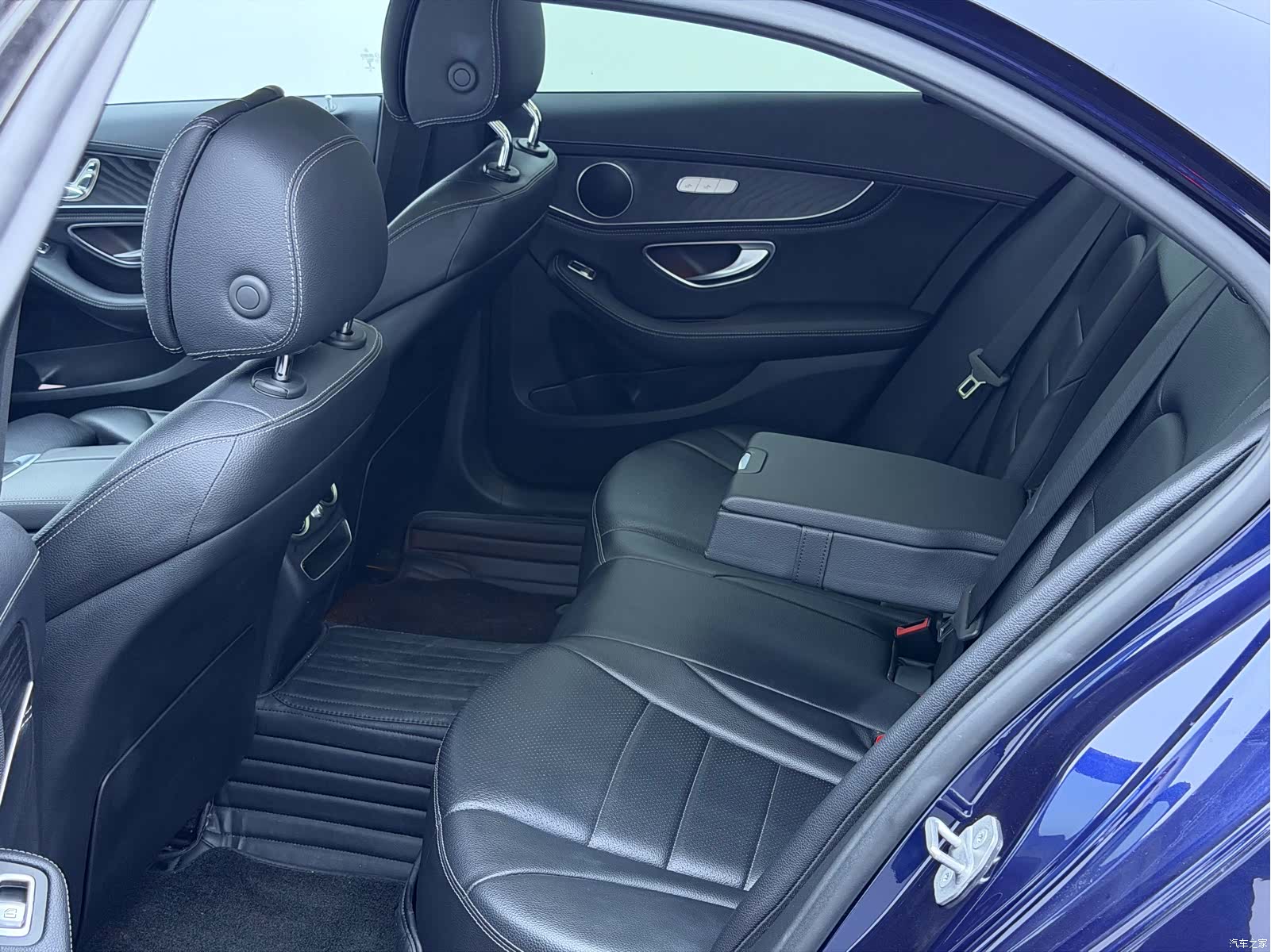 Mercedes-Benz C-Class, 2019 все фото