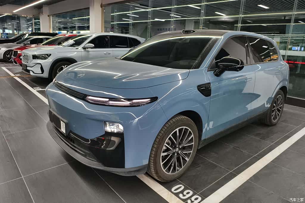 Leapmotor B10, 2025 1
