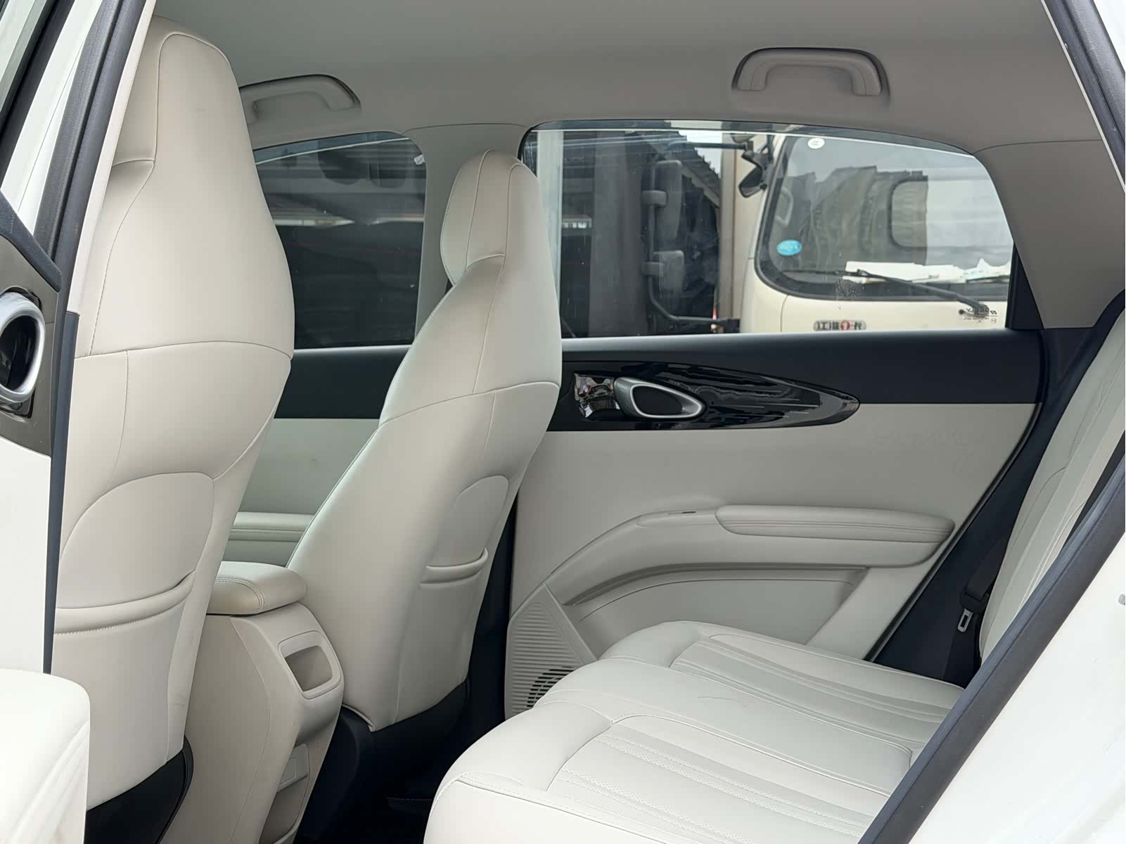 Geely Xingyuan, 2026 11
