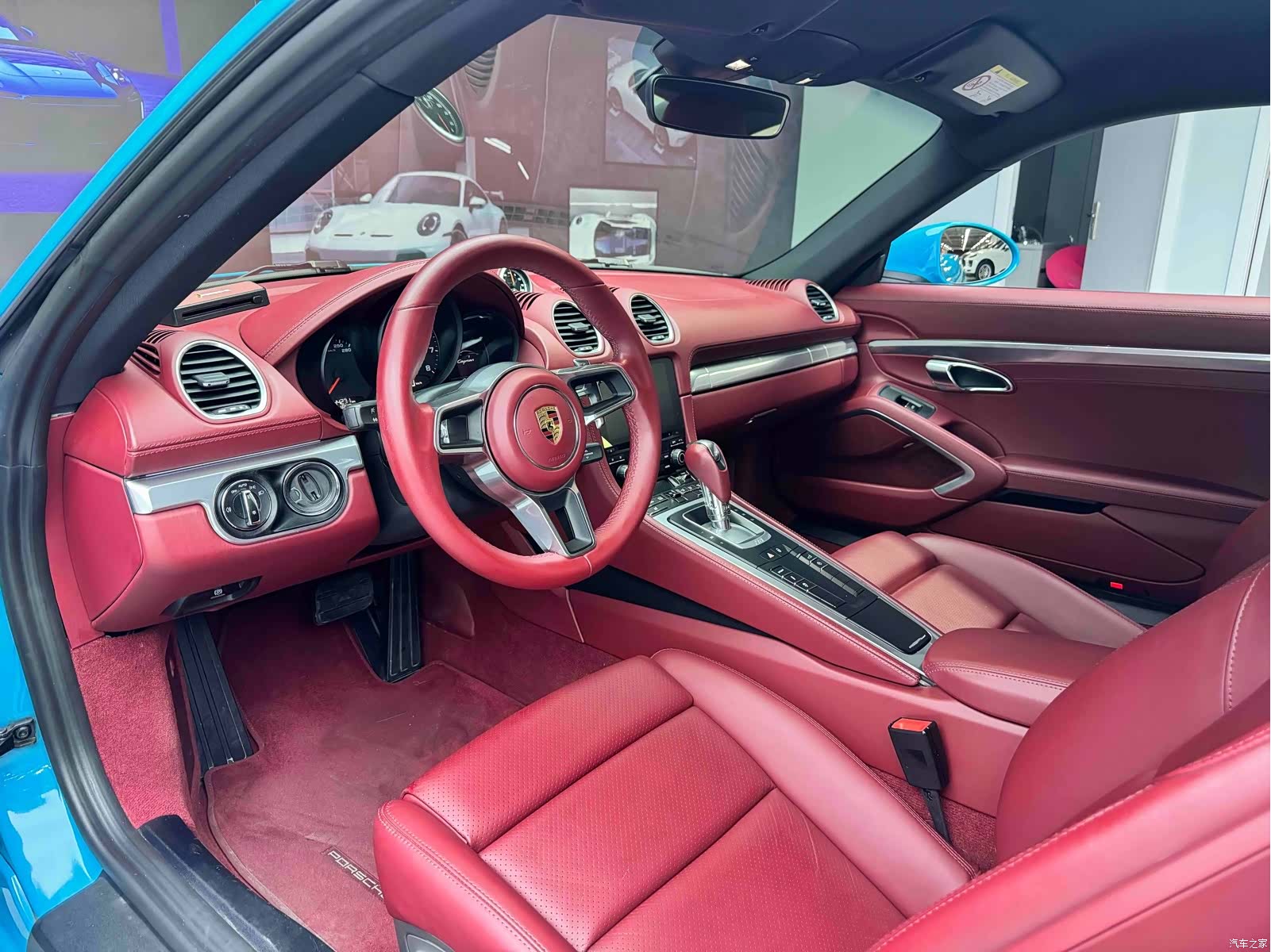 Porsche Cayman, 2018 10