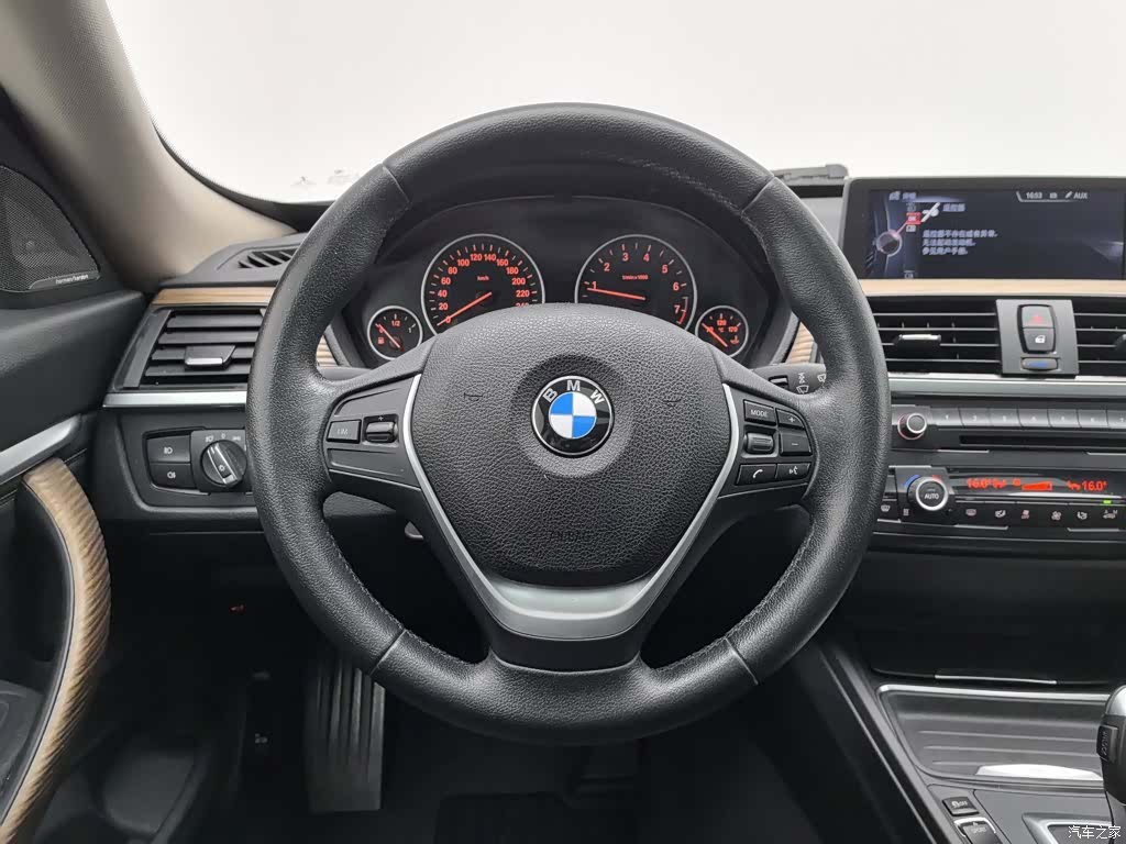 BMW 3 Series, 2014 11