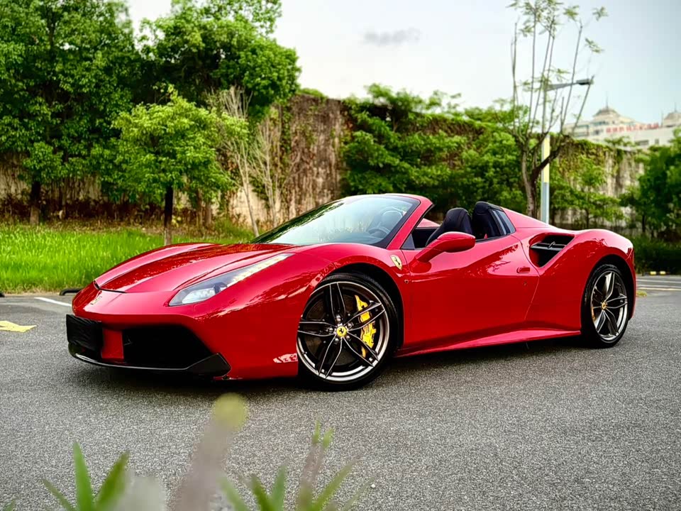 Ferrari 488